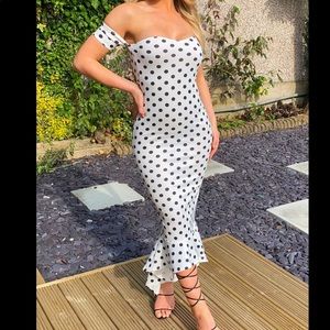 Sold❗️Polka dot frill hem dress a never worn